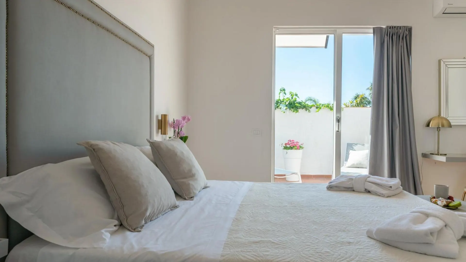 Villa Megna - Green Paradise B&B Palermo 0*,  Italy